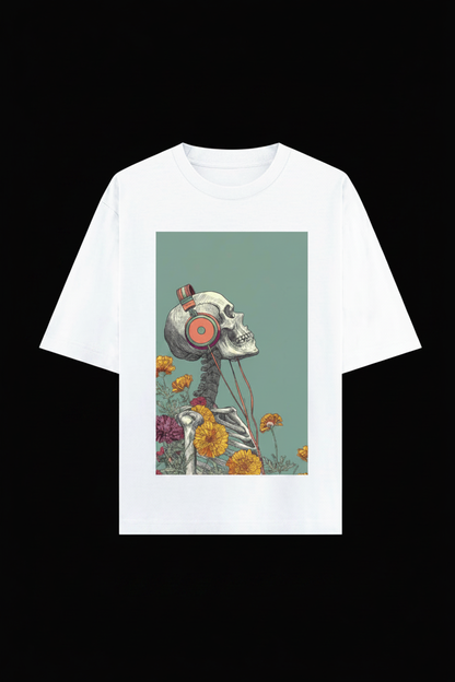 White tee - Solo - Black background